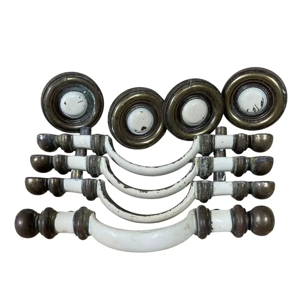 Vintage Brass Door / Drawer Pulls Knobs Set of 8 Good Used Condition